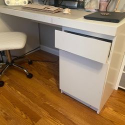 Desk-White