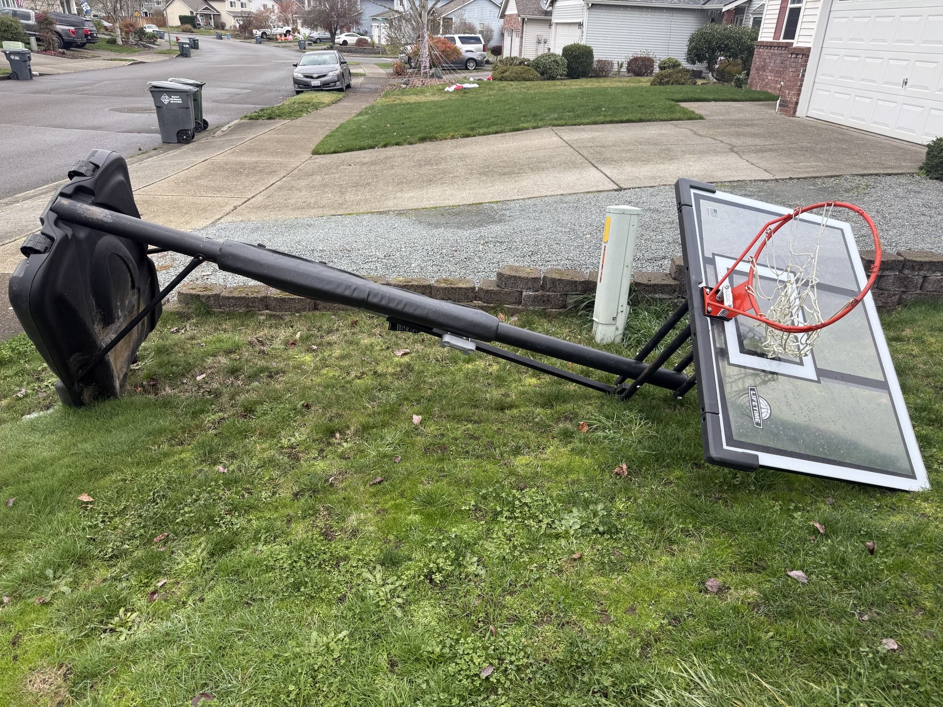 Free Basketball Hoop