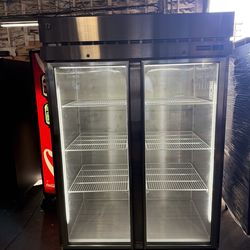 Hoshizaki Double Glass Door refrigerator cooler