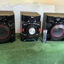 LG CM4550 700W 2.1ch Mini Shelf System with Built-in Subwoofer and Bluetooth