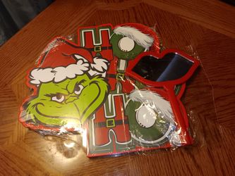 Grinch Eyeshadow Pallet And Mirror Set