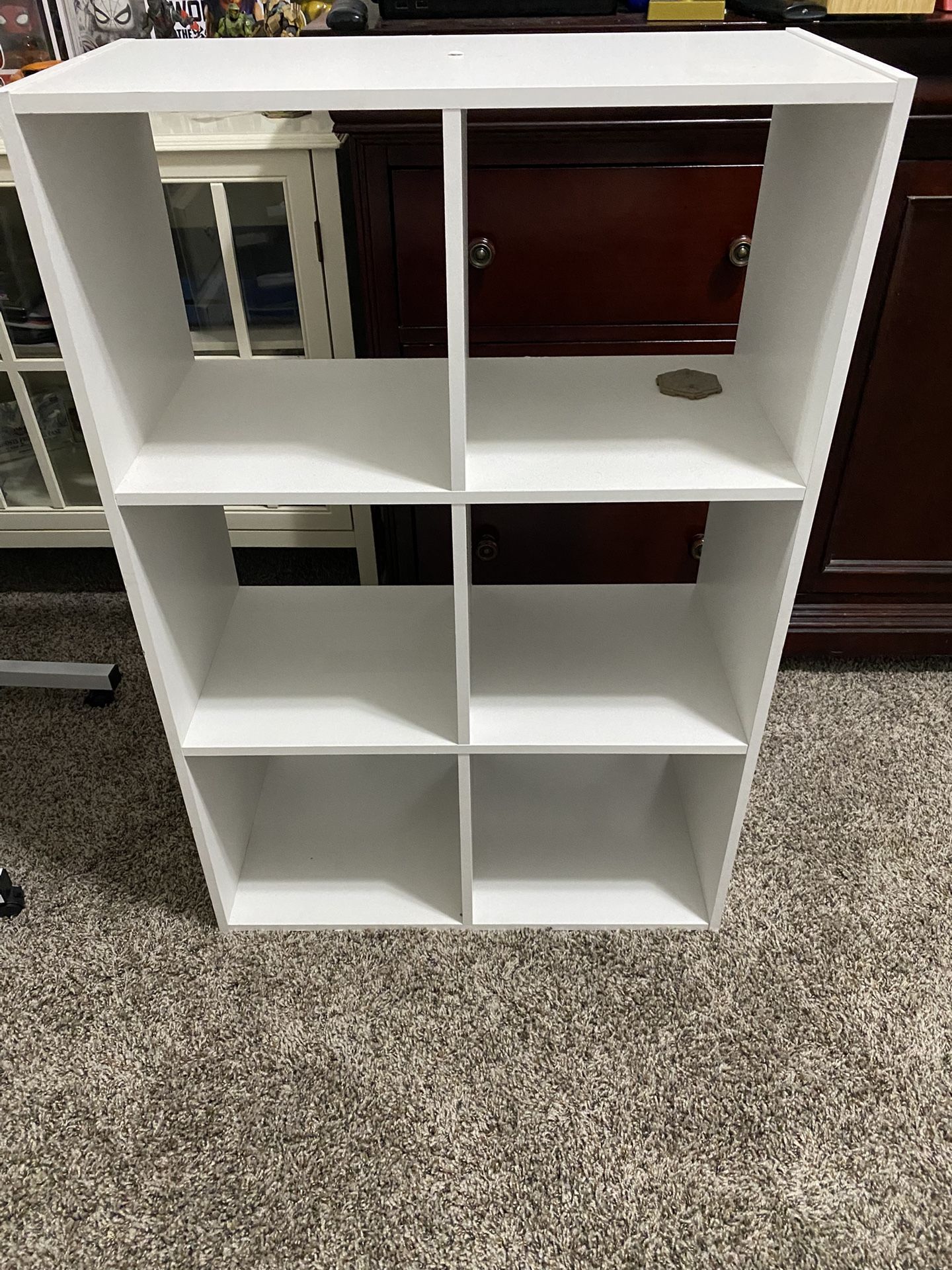Shelf cube organizer
