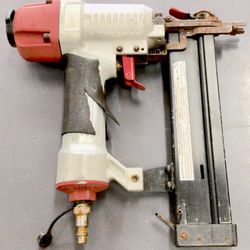 Central Pneumatic AIR POWERED STAPLER GUN Construction Jobsite Workshop 