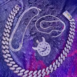 VVS Mosinite White Gold Chains And Pendant