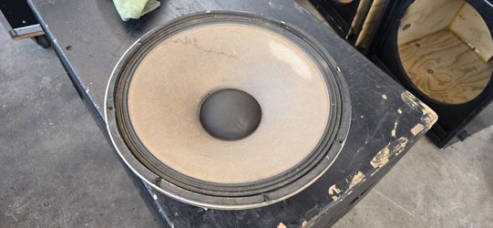Speaker Jbl 15" Inch