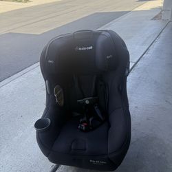 Free car seat