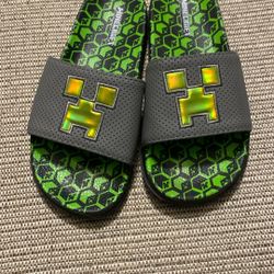 Like New Minecraft Slippers