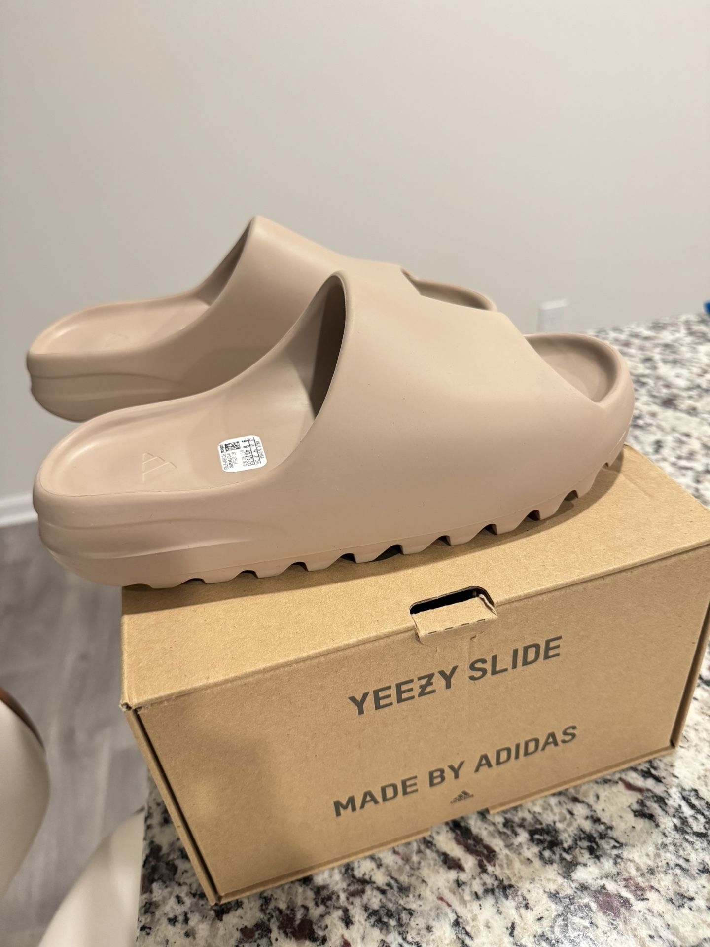 Adidas Yeezy Slide Pure Size 9