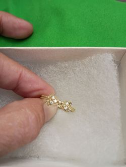 925 Sterling Silver Gold Tone Bow Band Ring, Diamond Round Stones, Signed 6.5 ring