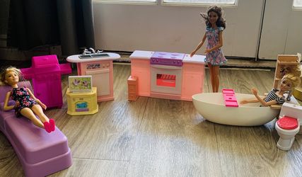 Doll house furniture