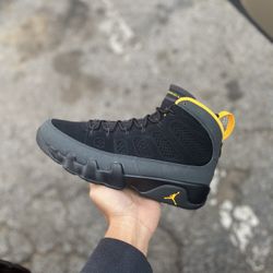 Air Jordan 9 “Dark Charcoal University Gold”