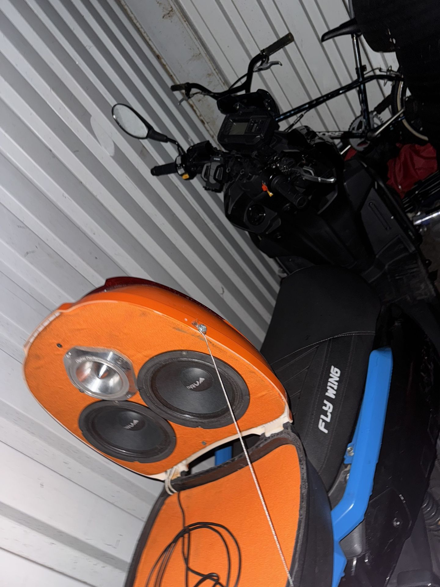 200cc Fly wing Tank