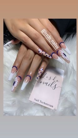Nail Tech
