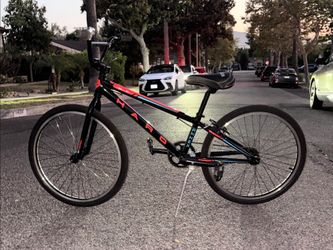 Like New - BMX Bike: Haro Annex 24