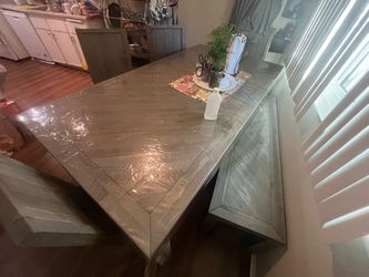 Used Dinning Table