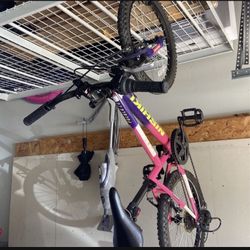 Girl’s Bike