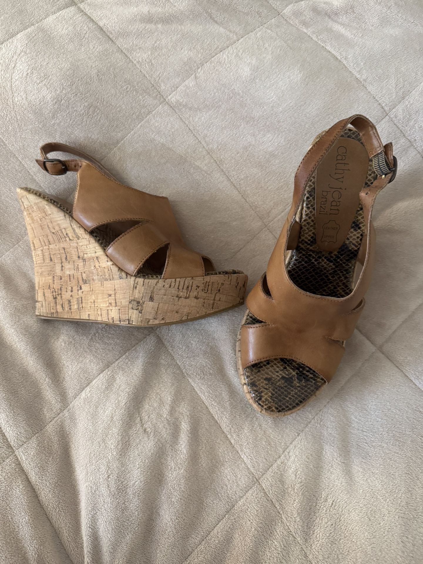 Women’s Shoes - Cathy Jean Wedge - size 7