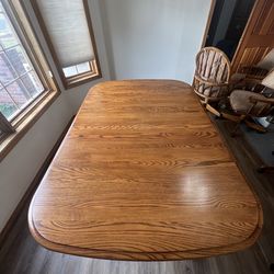 Dining table and 6 chairs