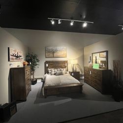 Brown 4PC Queen Bedroom Set