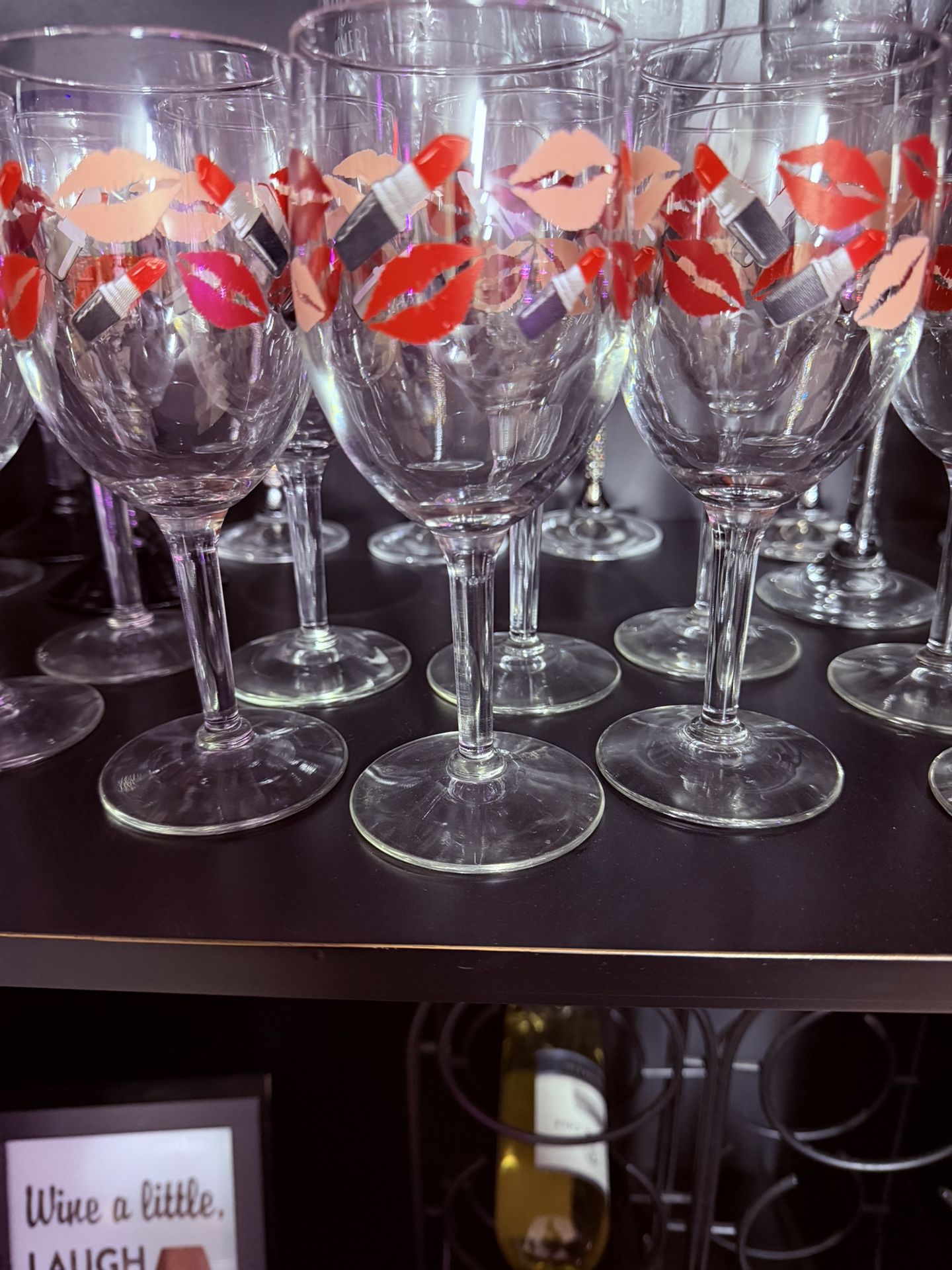 Set of Wine Glasses with Lipstick Design 