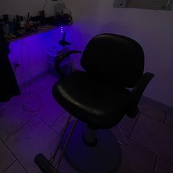 Barber chair