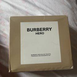 Burberry Hero Box Set 