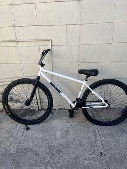 Elite BMX white