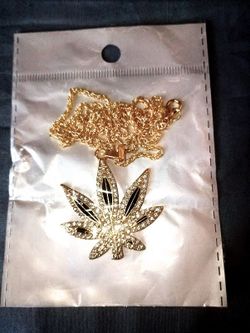 Gold leaf necklace 20' inch
