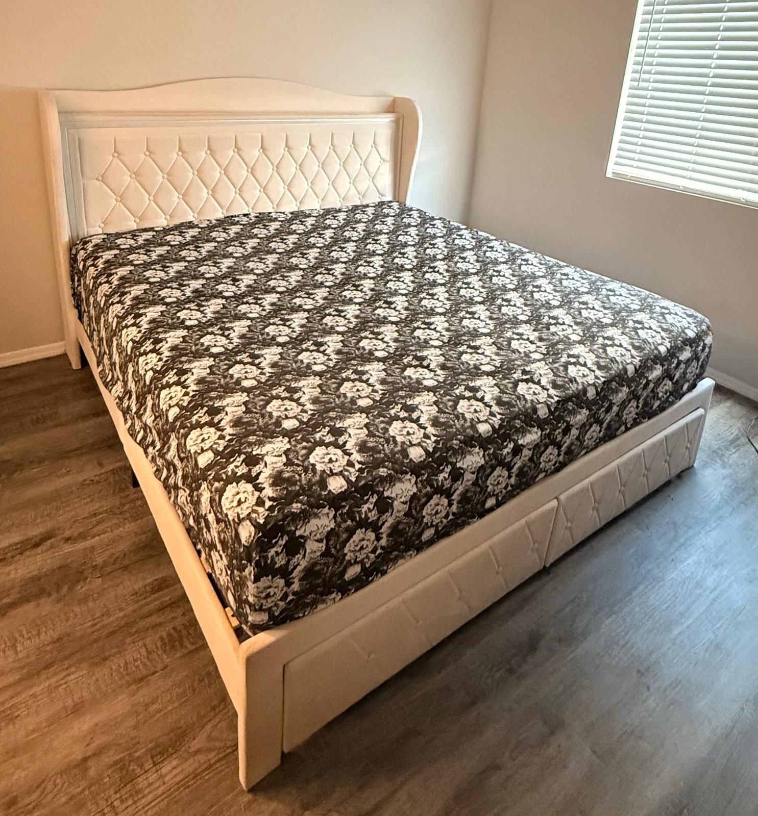 Cama King Con Su Colchón King