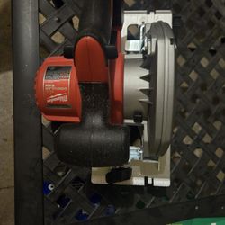 Milwaukee M18 Circular Saw