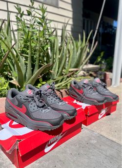 Nike Air Max 90 Dark Grey Red Sneakers