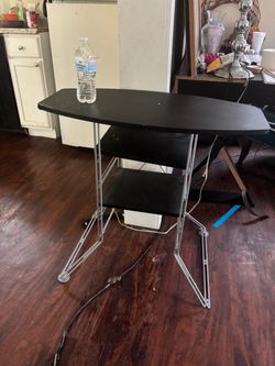 Gaming table