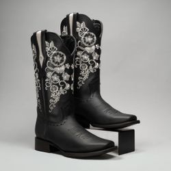 Botas vaqueras negras para mujer – Bordado blanco