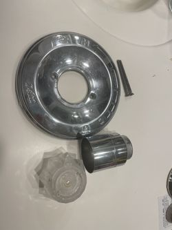 Used Delta 1 Escutcheon & Handle