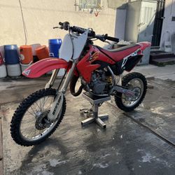 2003 Honda CR85RB Dirt Bike 