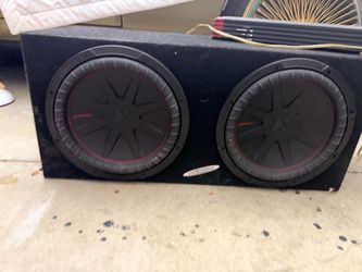 Kicker 48DCWR122 (Dual 12-inch version)