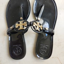 TORY BURCH Size 4 Black Patent Leather Sandals