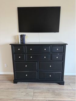 Dresser 10 drawers
