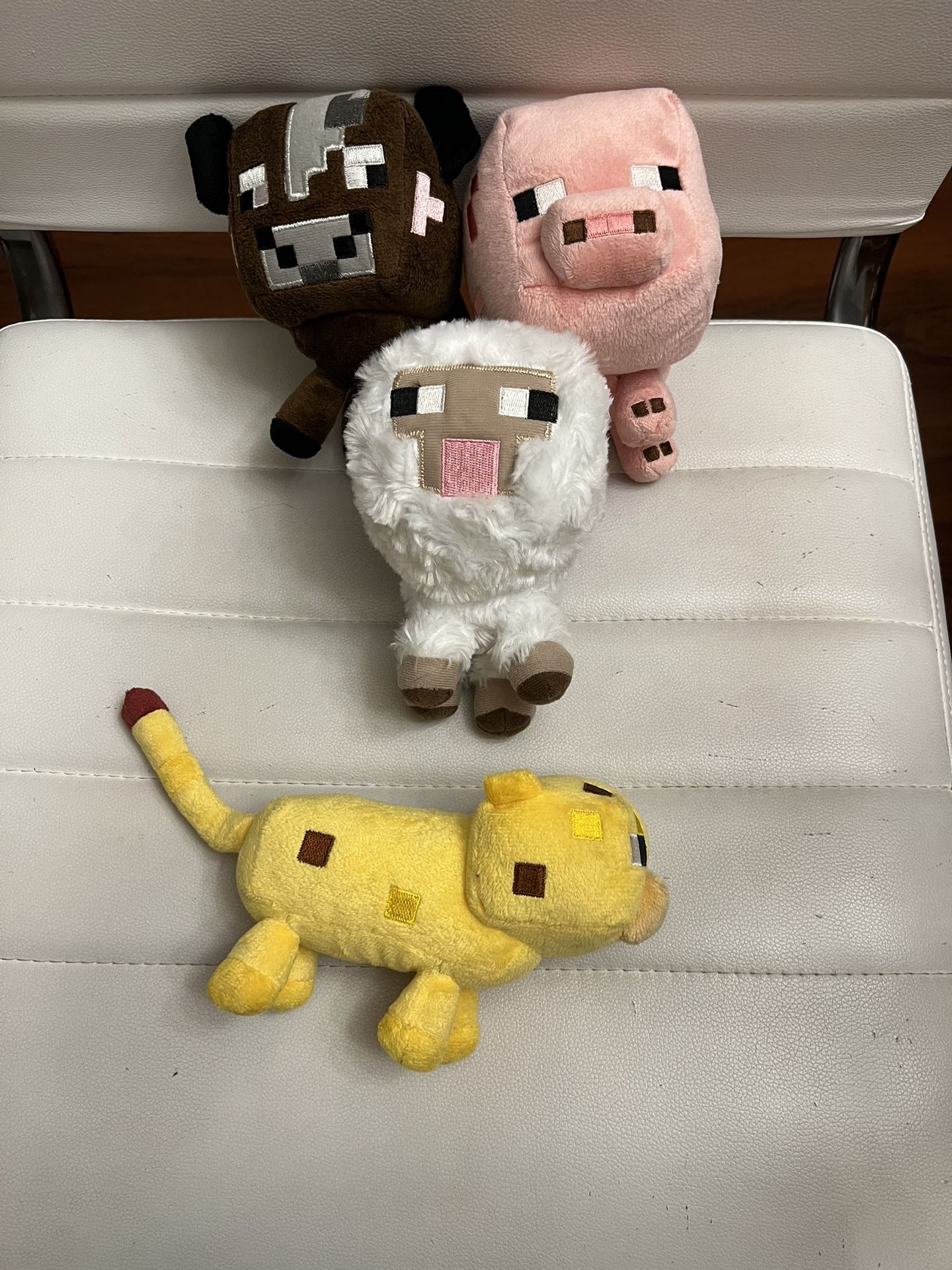 Minecraft Pink Pixelated Baby Cow Cat Ship Pig 6" Soft Plush Stuffed Animal Toy Mojang 2014