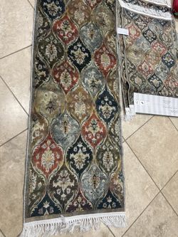 Setting accent rugs