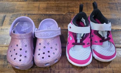Girls shoes size 7