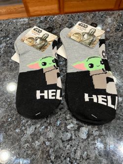 Disney Star Wars Mandalorian No Shows socks grey black Unisex size 4-10.  Brand new with tags.  Smoke free home
