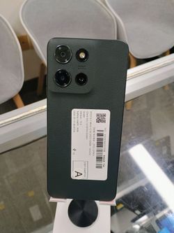 Motorola moto G 2025 unlocked 128gb like new