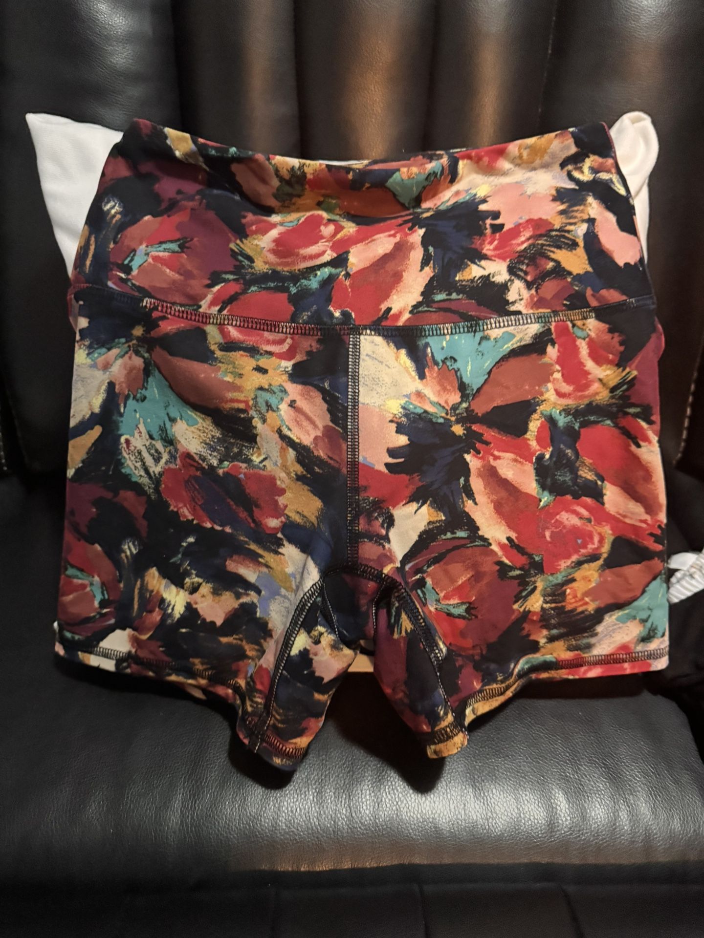 2 Leggings & 2 pants Jeans $12