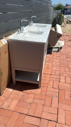Double sink