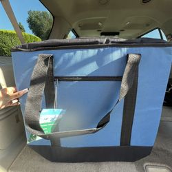 Blue and black thermal tote for camping 