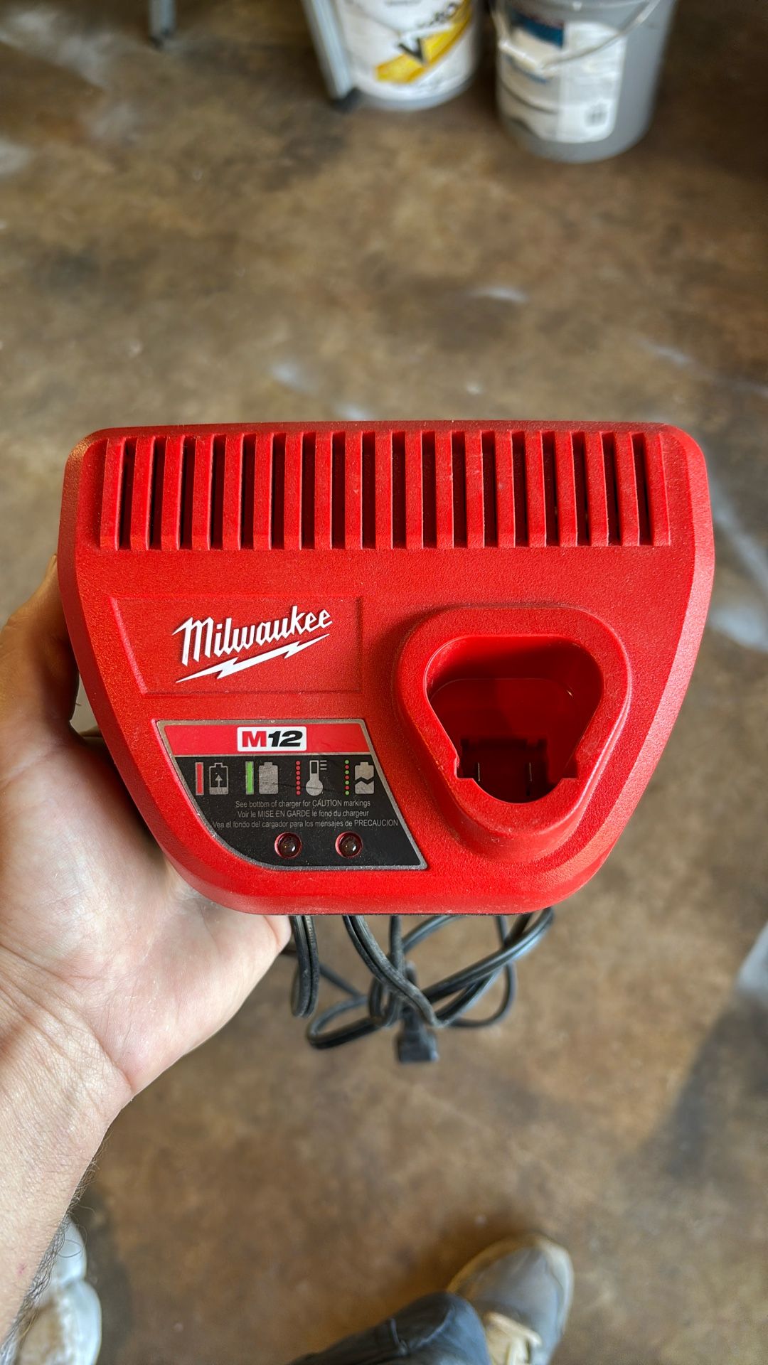 Milwaukee M12 Charger