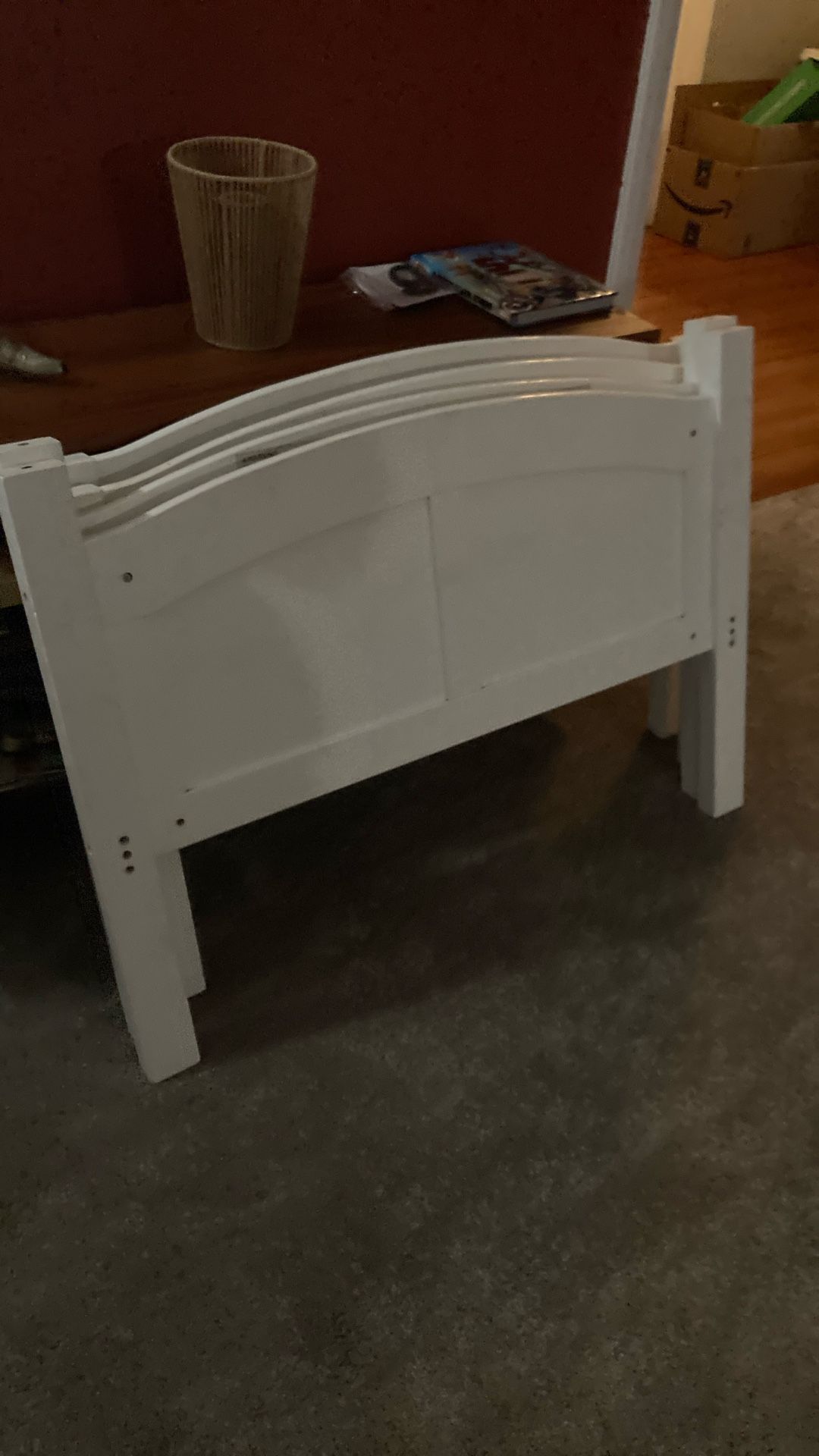 Free Kids twin White Bunk Bed