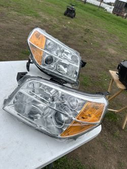Honda Pilot Headlights 06-08 New