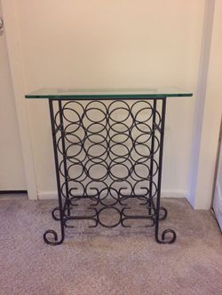 Wine rack table